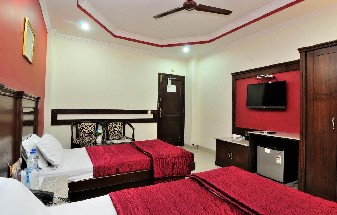 Hotel Maharaja Residency Jalandhar Exterior photo