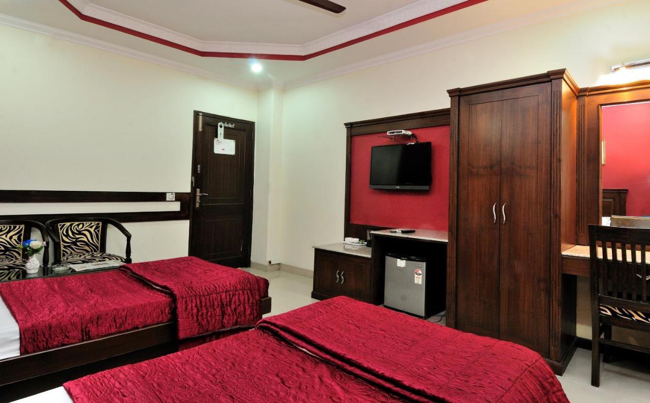 Hotel Maharaja Residency Jalandhar Exterior photo