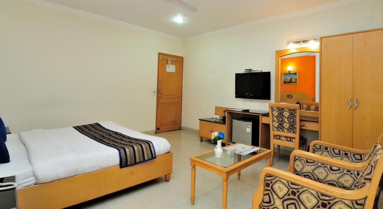 Hotel Maharaja Residency Jalandhar Exterior photo