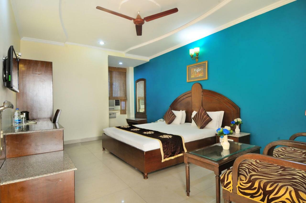Hotel Maharaja Residency Jalandhar Exterior photo
