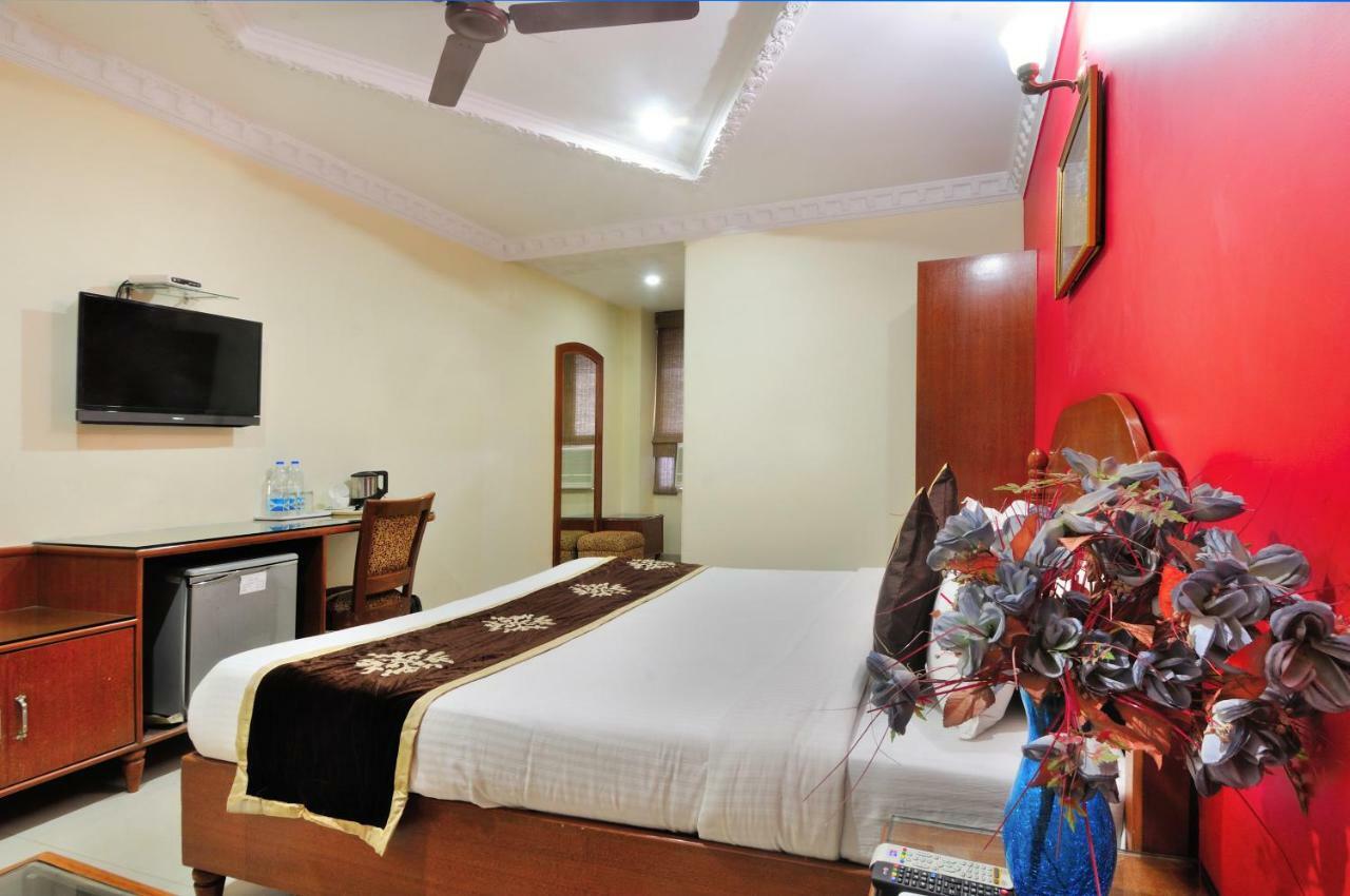 Hotel Maharaja Residency Jalandhar Exterior photo