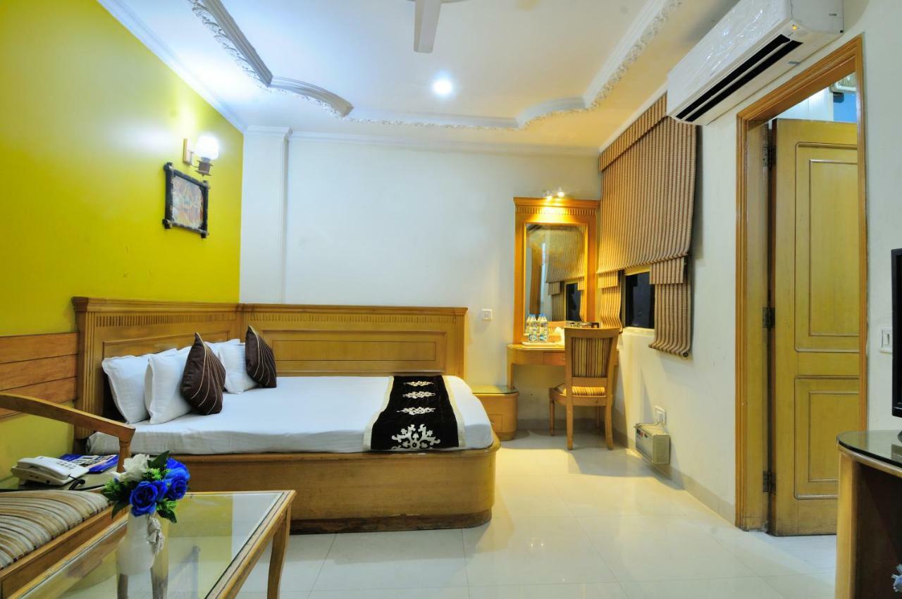 Hotel Maharaja Residency Jalandhar Exterior photo