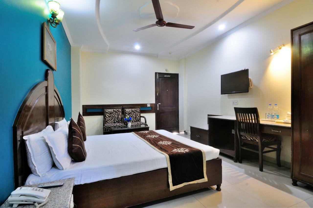 Hotel Maharaja Residency Jalandhar Exterior photo